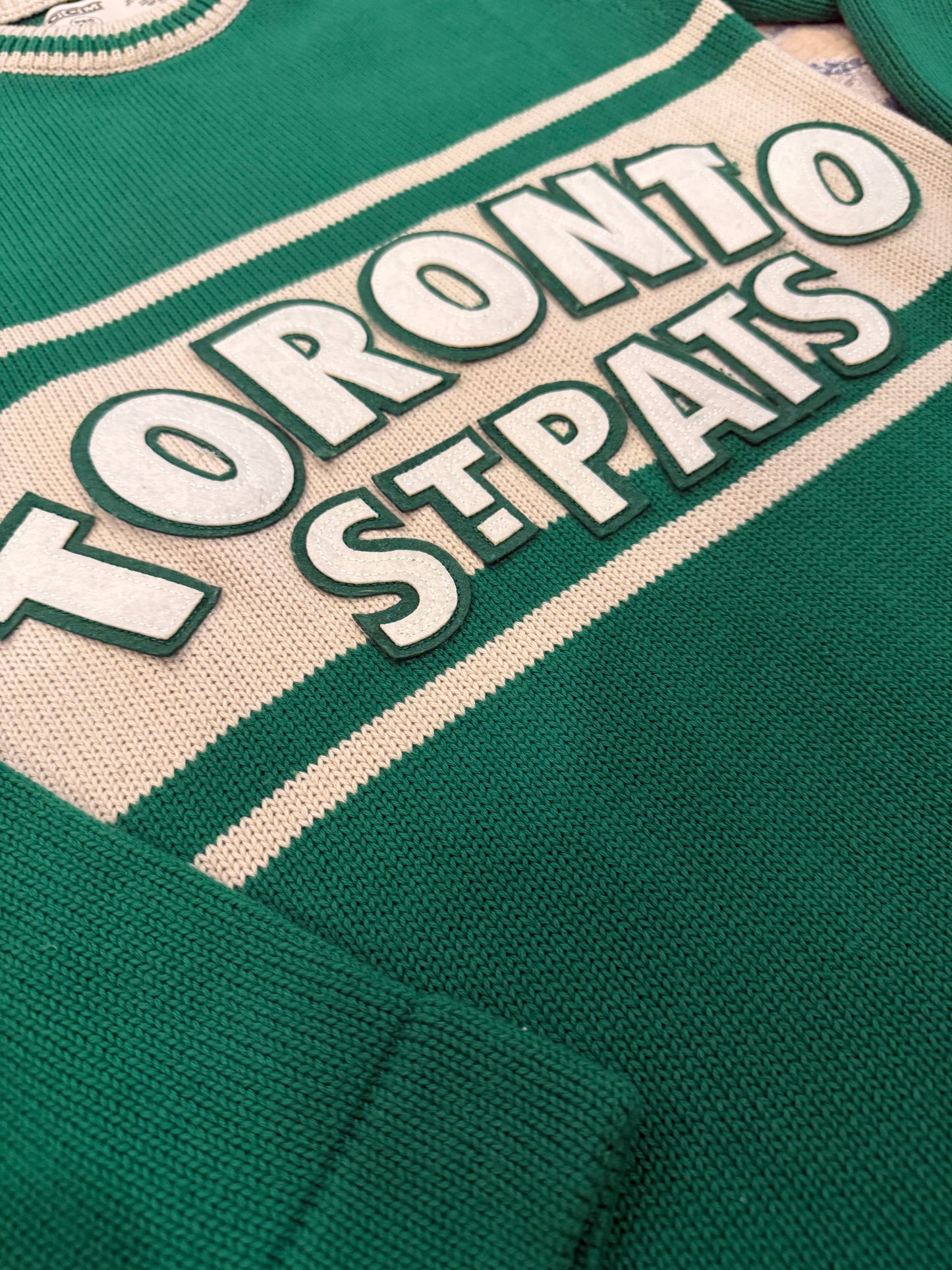 NHL Toronto St Pats Maple Leafs CCM Knit Jersey Classic Sweater Size S
