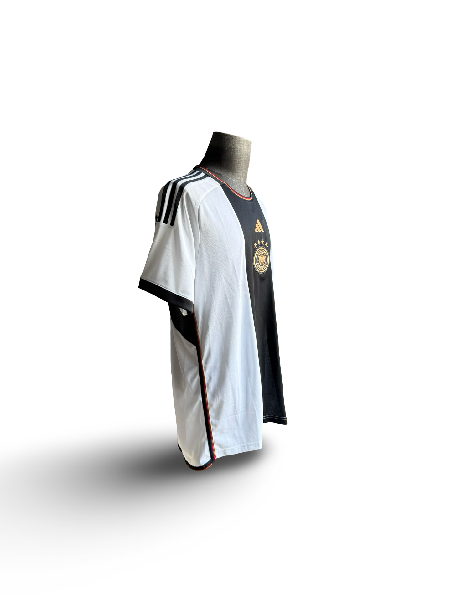 Soccer Germany 2022/23 Adidas Home Football Jersey NWT Size XL