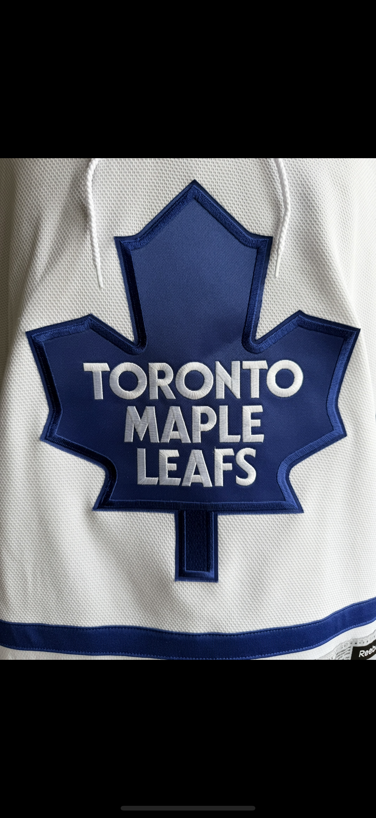 NHL Toronto Maple Leafs Reebok White Hockey Jersey Size L