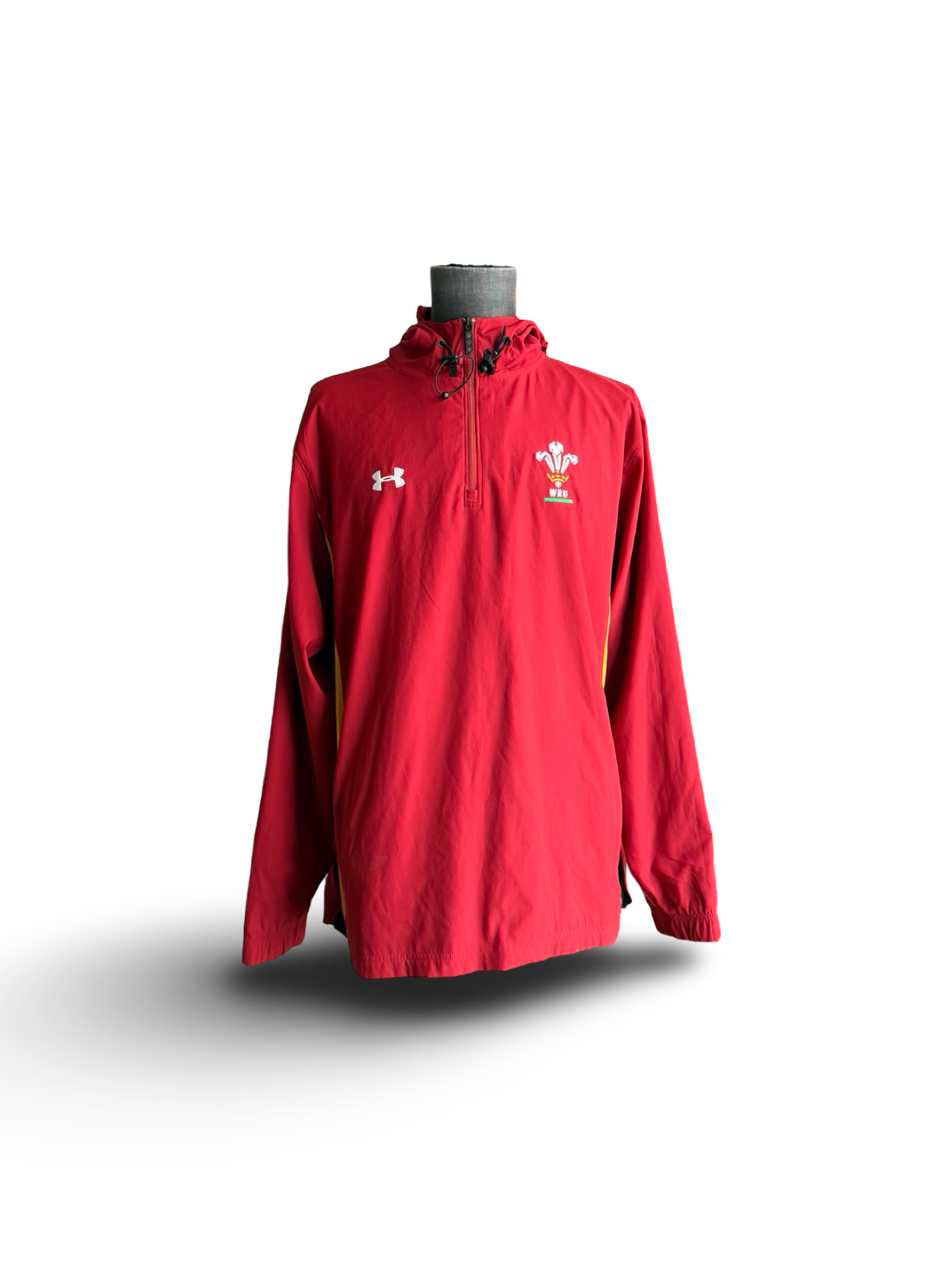 Rugby Union Wales WRU National Team Under Armour 1/4 Zip Track Jacket Size XL