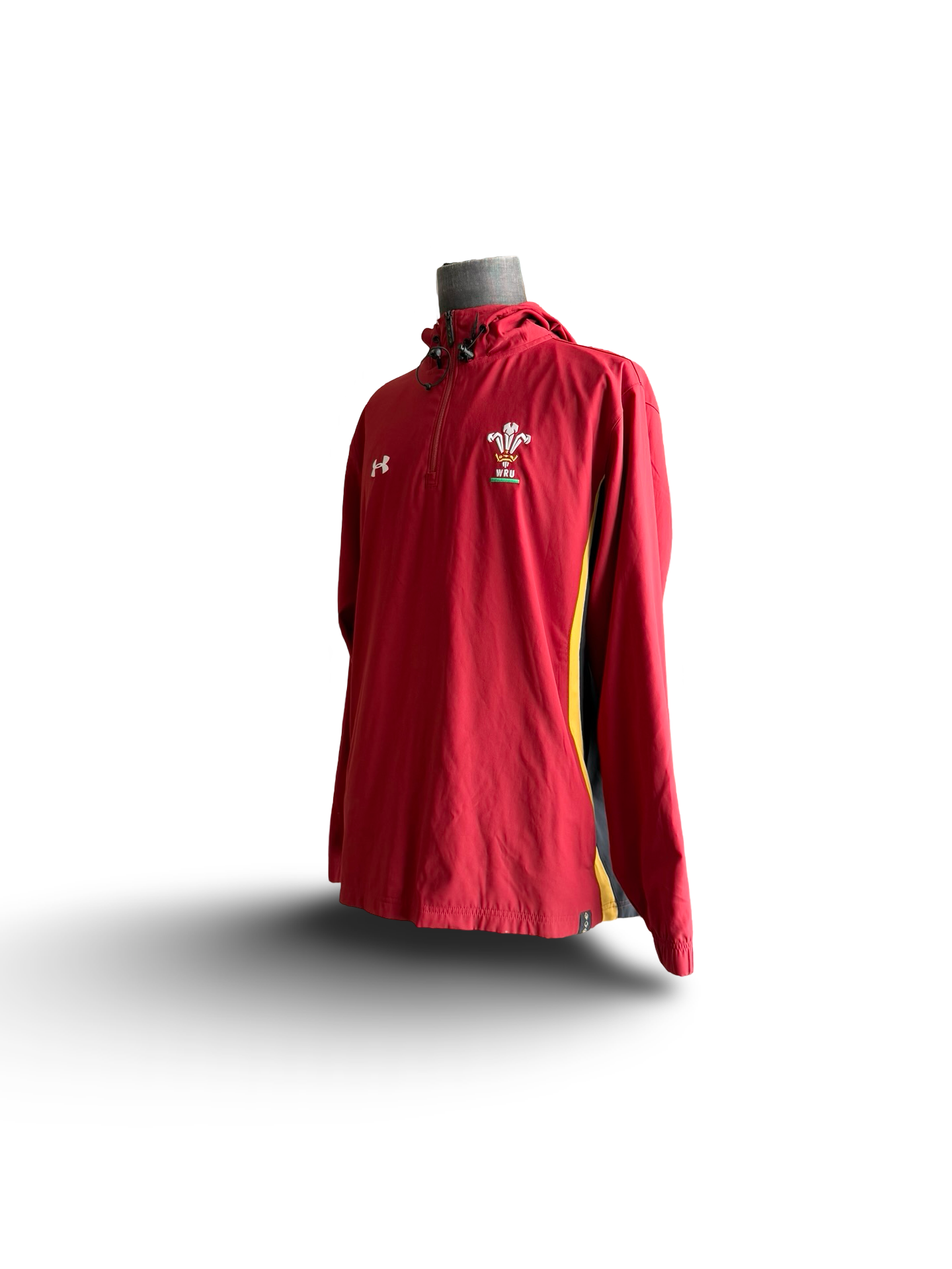 Rugby Union Wales WRU National Team Under Armour 1/4 Zip Track Jacket Size XL