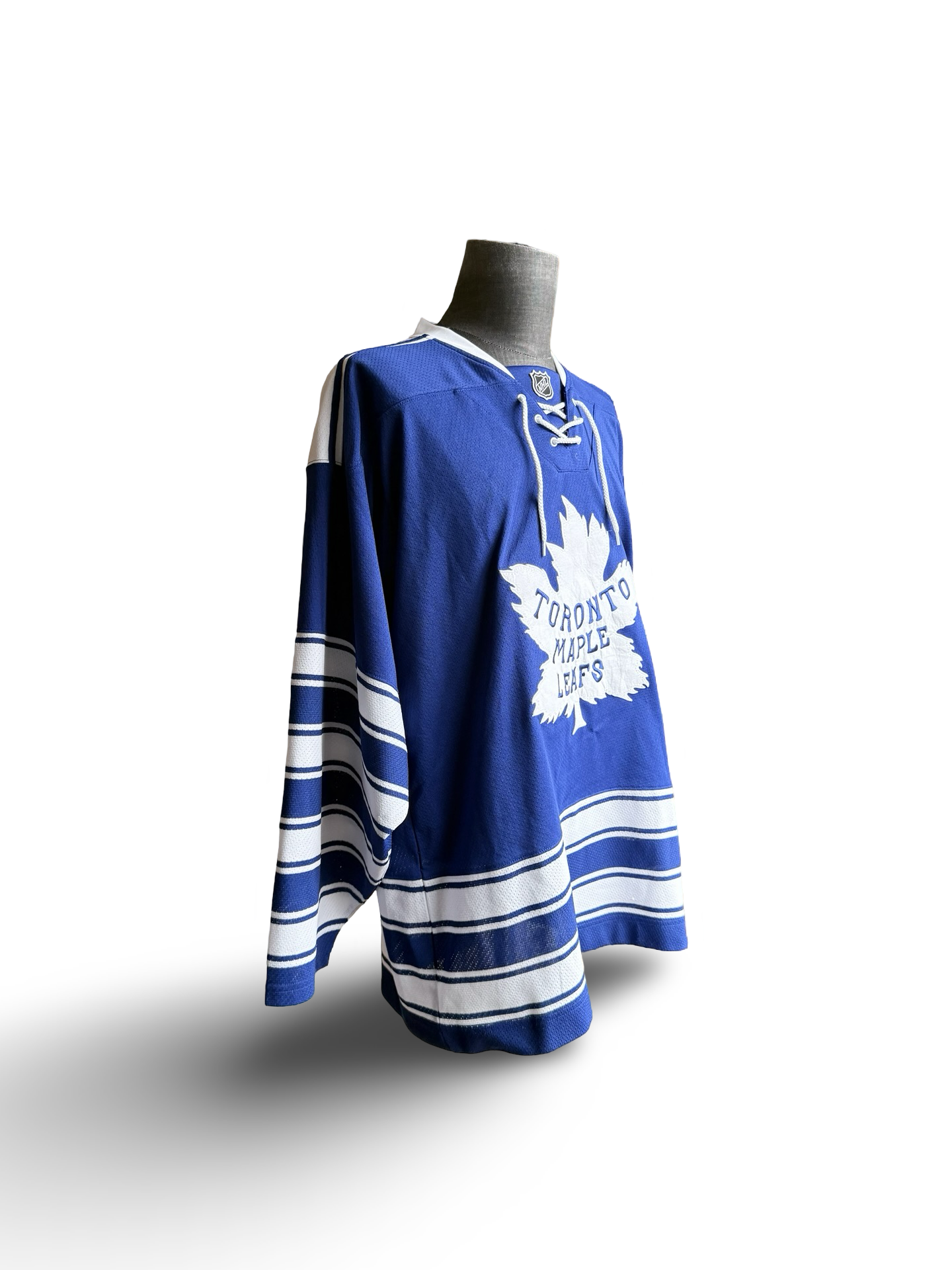 NHL Toronto Maple Leafs 2014 Winter Classic Reebok Hockey Jersey Size L