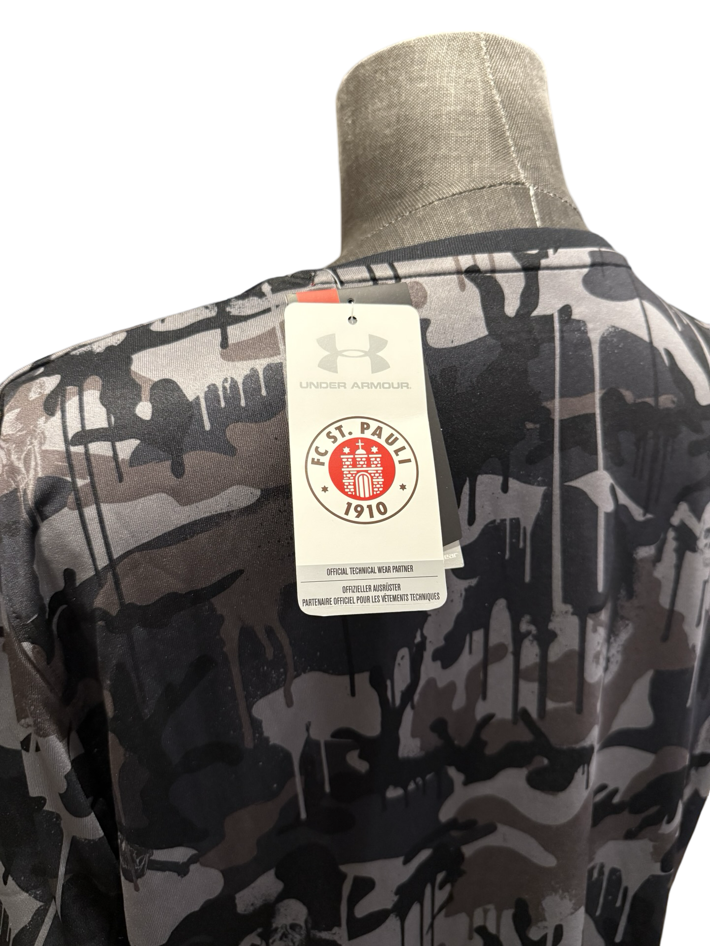 Soccer Bundesliga FC St Pauli 2017-18 Under Armour Football Third Jersey *New W/ Tags* Size XL